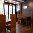 ゆっくりとお酒とお料理を楽しめる店内です！