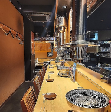 七輪焼肉 游來 ゆき 中州店の雰囲気1