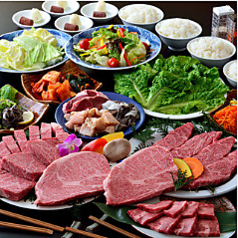 焼肉としゃぶしゃぶ 肉の鶴々亭の特集写真