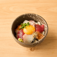 海鮮漬け丼