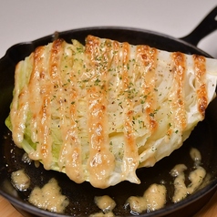 熱々鉄板！アンチョビキャベツ