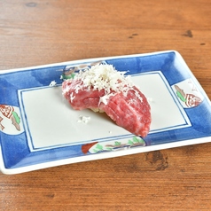 黒毛和牛いちぼ山わさび/馬肉山わさび/黒毛和牛いちぼチーズ炙り 各