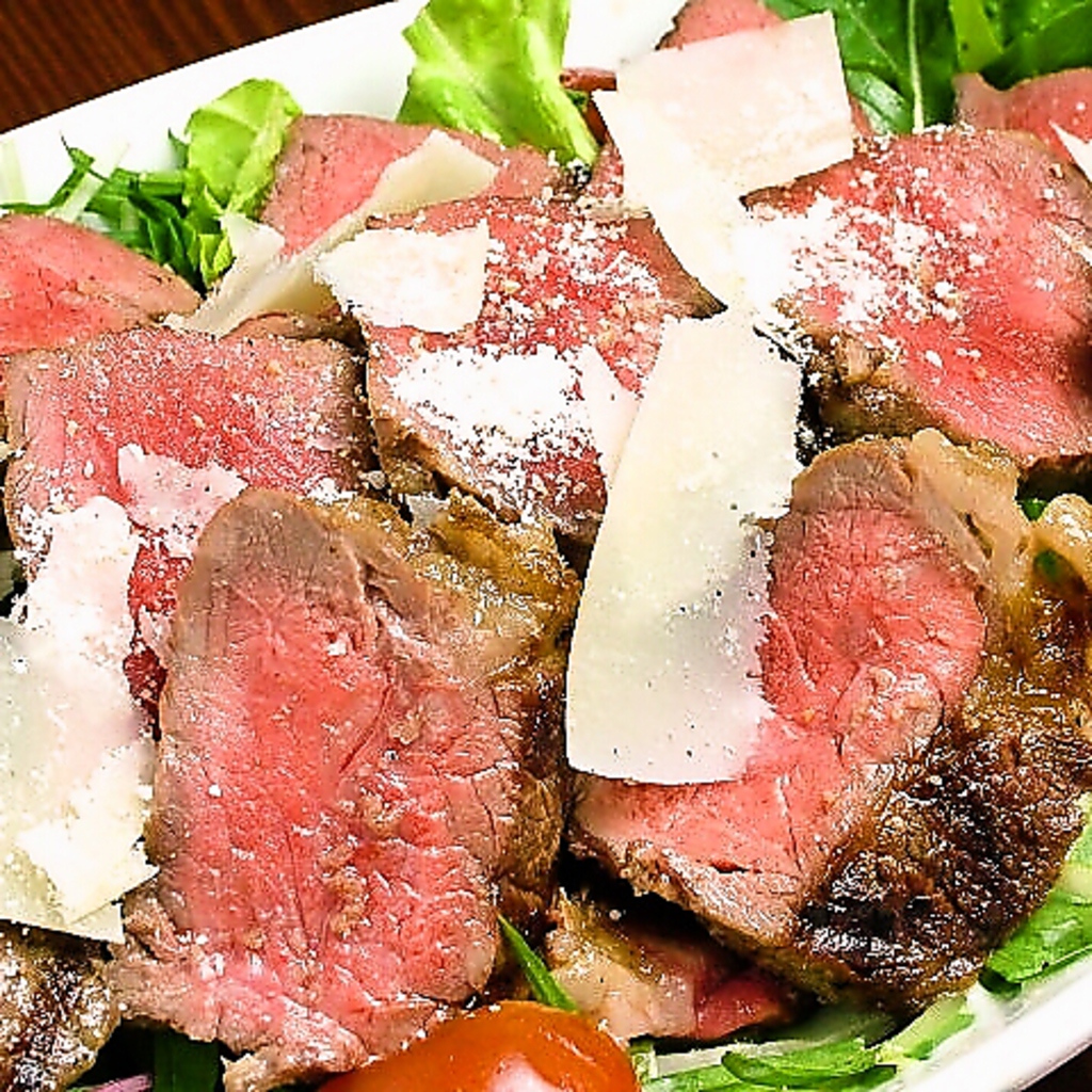 パスタ以外にも前菜やピッツァ、おつまみなどが充実♪