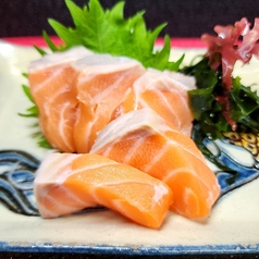 サーモン刺身