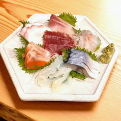 お刺身盛り合わせ