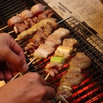 心を込めて一本一本串打ちしている焼き鳥！お酒との相性も抜群です★