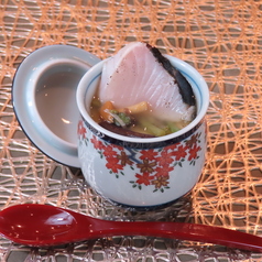 旬鮮魚の茶碗蒸し