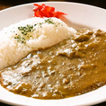 【ステーキ以外のメニューも！】じっくり煮込んだ牛すじカレーや、ハンバーグも絶品！ステーキと一緒に味わいたい、そんな贅沢な方にはお得なコンボメニューがおすすめです★