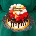 料理メニュー写真 オリジナルデコレーションホールケーキ(ピンク/チョコレート)