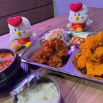 絶品☆当店自慢の韓国チキンを是非お楽しみ下さいませ！豊富なフレーバーを各種ご用意しております◎