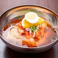 オリジナル冷麺にビビン麺、スープにご飯ものもご用意♪