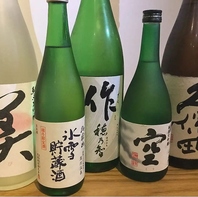 自慢の鮮魚を引き立てる厳選地酒が勢揃いしております♪