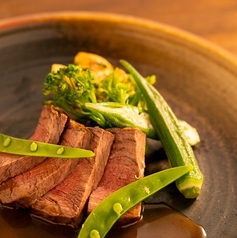 石垣島　肉料理とワインの店BROS.の特集写真