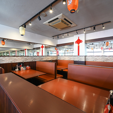 本場台湾料理 布施1番 瓢箪山店の雰囲気1