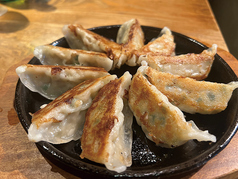 パリパリ鉄板餃子