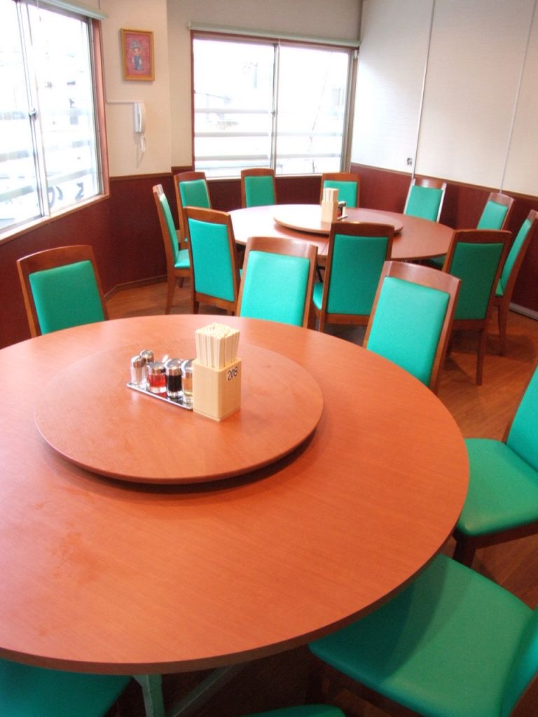 円卓で楽しめる20名様個室もございます！！