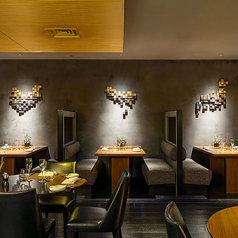 ボックス席もございます。ブライベートを重視したい方に最適です。