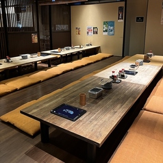 会社の宴会や歓送迎会、小中学生のイベントの打ち上げにもオススメなお座敷の貸切です！団体様には【飲み放題付き宴会コース】をオススメしております。ご予算などのご相談やご希望などもお気軽にお問い合わせください。
