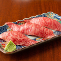 料理メニュー写真&nbsp;和牛炙り肉寿司 3貫