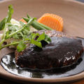 料理メニュー写真 黒毛和牛のハンバーグステーキ/デミグラスソース