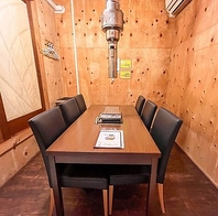 落ち着いた空間で楽しむ