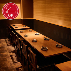【貸し切りOK！】 広々とした店内をまるごと貸し切って、一体感のある宴会はいかがですか？最大55名様まで着席可能。テーブル席を自由にレイアウトして思い出に残るご宴会をお楽しみください。