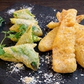 料理メニュー写真&nbsp;筍とスナップえんどうのフリット
