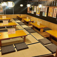 1階カウンター8席、お2階のお座敷は40名様宴会もOK！