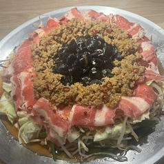 ■赤炊き肉(台湾しじみ炊き肉)