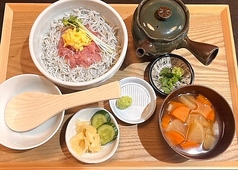 ネギトロ＆釜揚げしらす丼