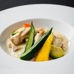 ～国産鶏もも肉ときのこのフリカッセ～ランチコースとスペシャルパスタコースの選べるメイン