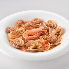 あさりたっぷり、有頭エビ入りボンゴレロッソ