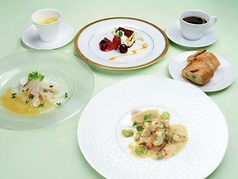 ベイサイドレストランカフェモア 佐島マリーナホテルのコース写真