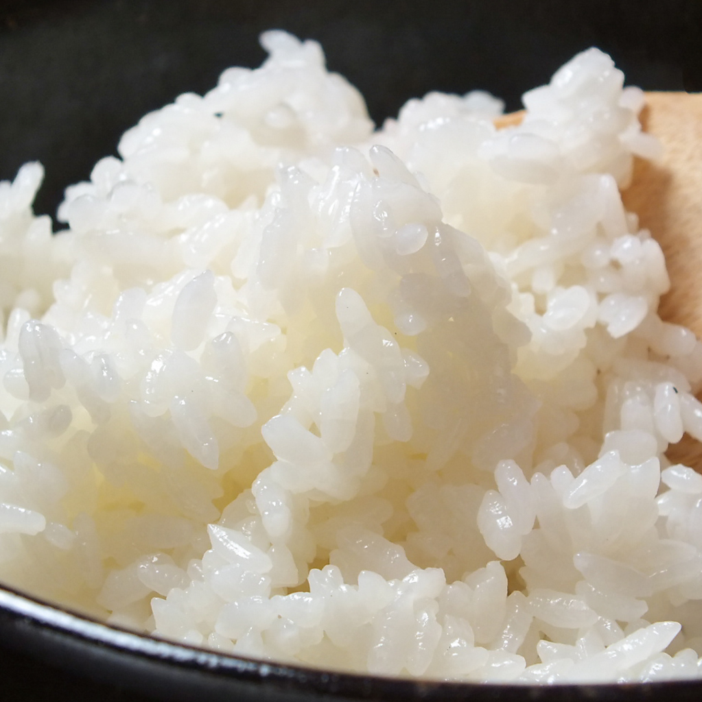 創業当時からの強いこだわり「かまどで炊き上げるシャリ」