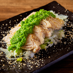 蒸し鶏の青ネギ生姜ソース