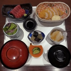 まぐろ山のおすすめランチ1