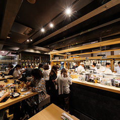 寿司酒場 まぐろ一徹 梅田DDハウス店の雰囲気2