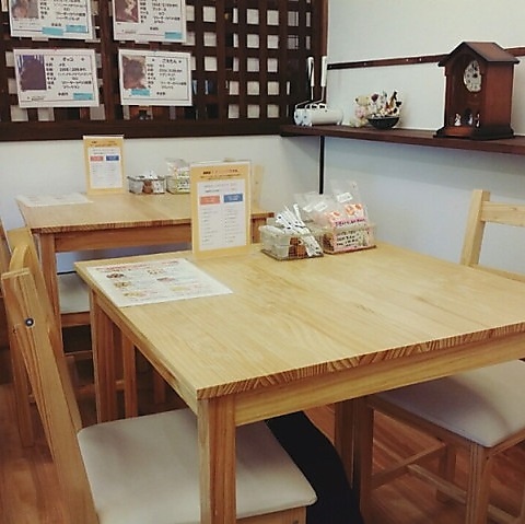 動物カフェで癒しの時間を過ごしませんか！