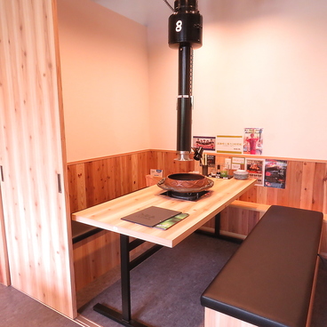 焼肉ホルモン すだく 新潟駅南店の雰囲気1