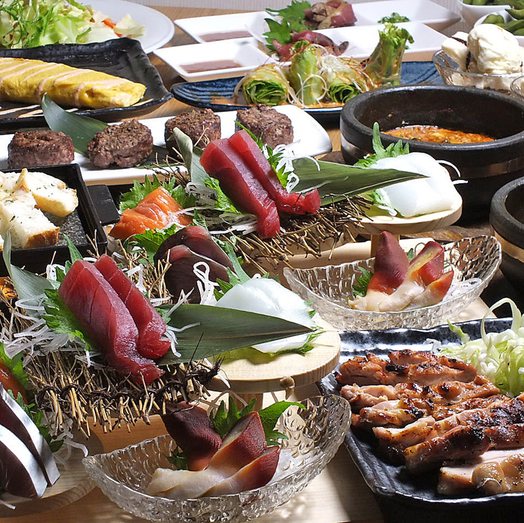 宴会するお客様にはコースもご用意！質・ボリューム共に大満足の内容になっているので是非お試しあれ