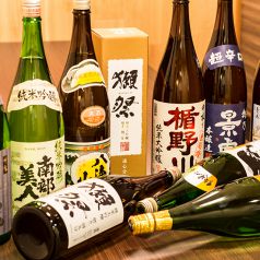 飲み放題は種類も豊富に100種類以上！