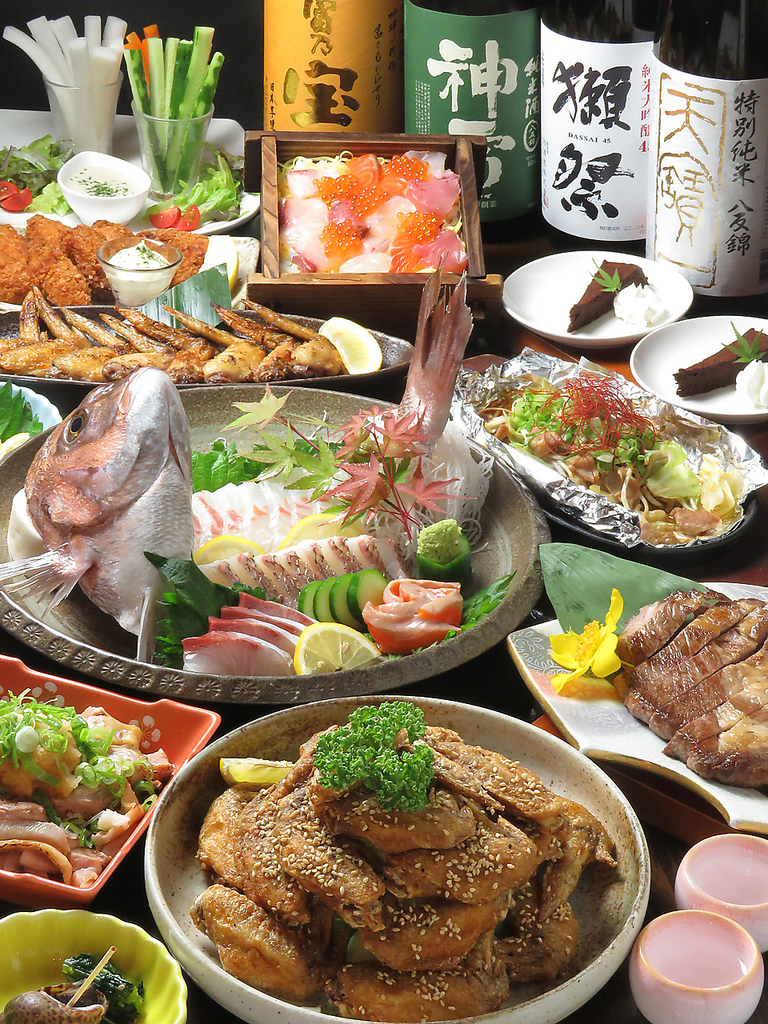 鯛の姿造りが付いた贅沢な「ぐんけい赤帯コース」は自慢の鶏料理を存分に愉しめるコースです♪