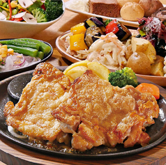ダブルカリカリチキンステーキ 180g×2 サラダバー付