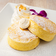 リッチな風味と美味しさ◎自慢のパンケーキ＆デザート
