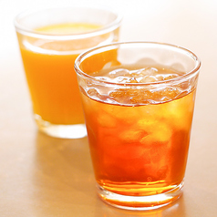 オレンジジュース／コカコーラ（瓶）／カルピス／ジンジャーエール