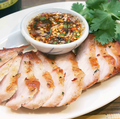 料理メニュー写真 豚トロ肉のグリル「コー・ムー・ヤーン」