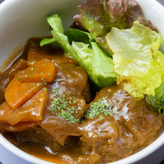 コトコト煮込んだハンバーグ