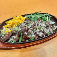 【数量限定】仔牛の牛タンねぎ塩おろし鉄板(140g)