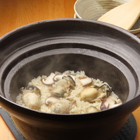 【旬を味わう】〆の土鍋ご飯は季節の美味しい素材で◎