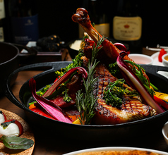 Bitのアラカルトメニューよりテイクアウトが可能！